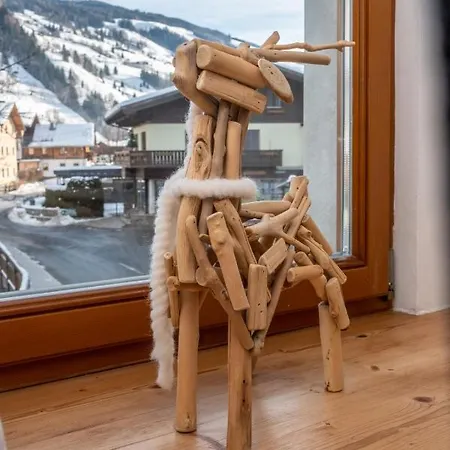 Aparthotel Haus Standlgut -- Incl Sommercard 3*
