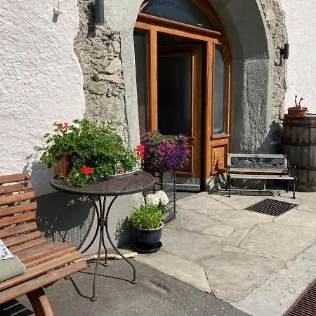 Haus Standlgut -- Incl Sommercard 公寓式酒店 劳里斯
